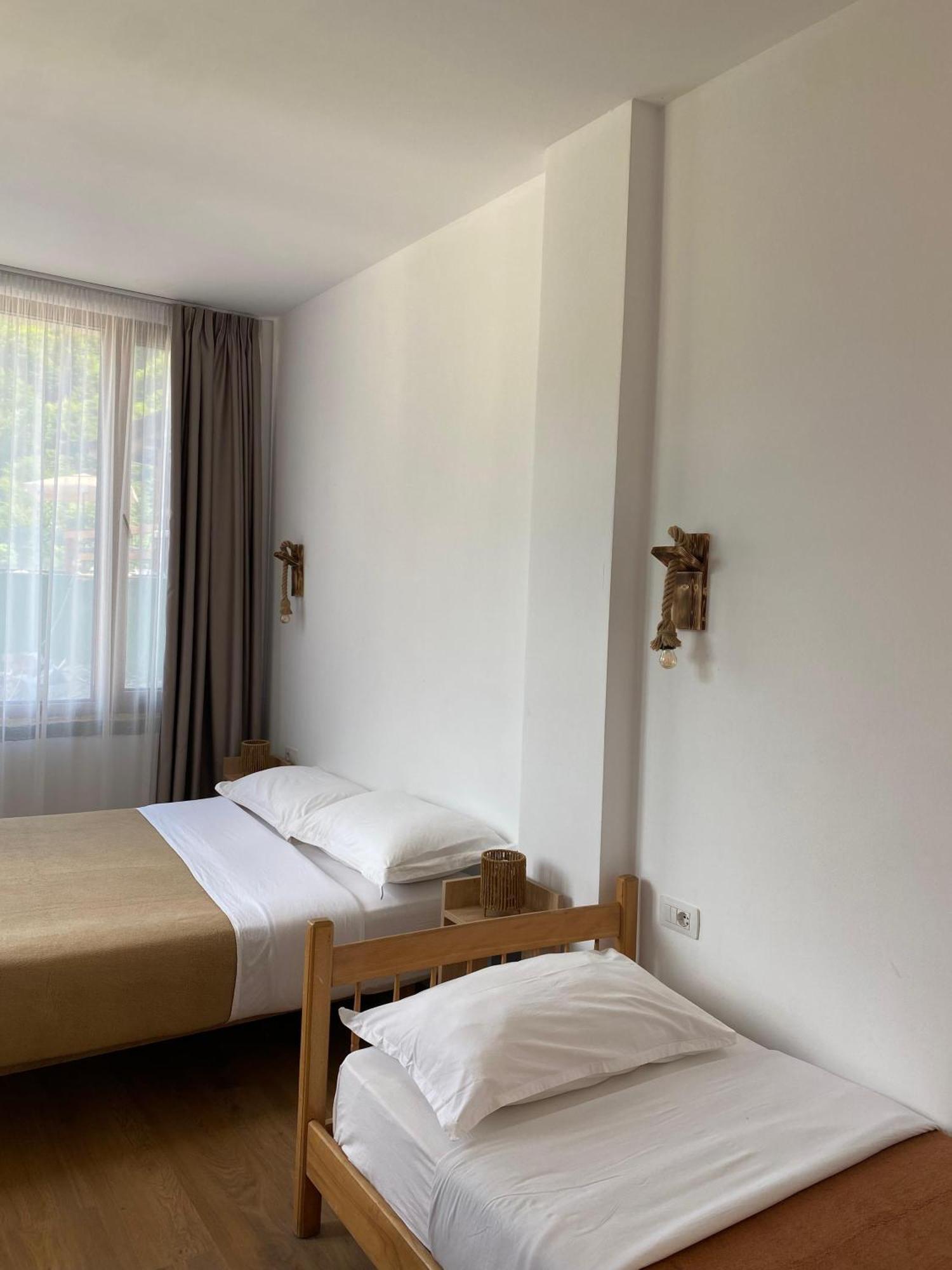 Hotel Vellezrit Guri Theth Dış mekan fotoğraf